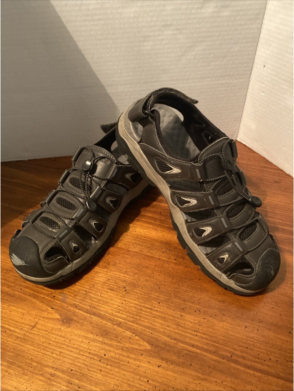 Skechers Mens Size US 10 Outseen Fisherman Sandal 204111 Shoes Strap